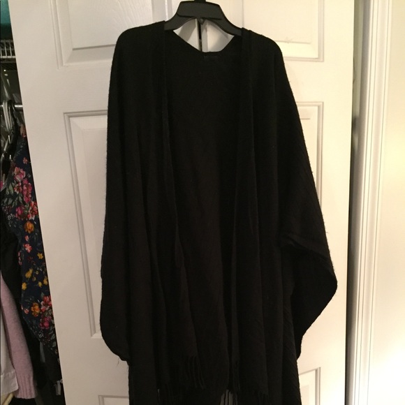 Cape/Shaw - Picture 2 of 3